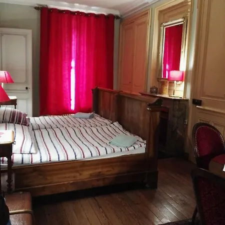 La Garde D'hotes Homestay *