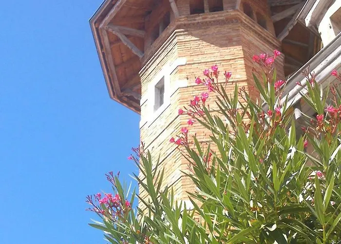 La Garde D'hotes * Charancieu