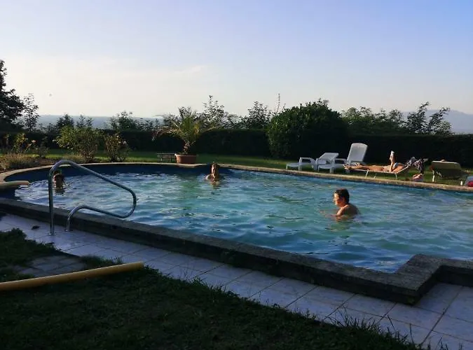 Kwatera prywatna La Garde D'hotes *